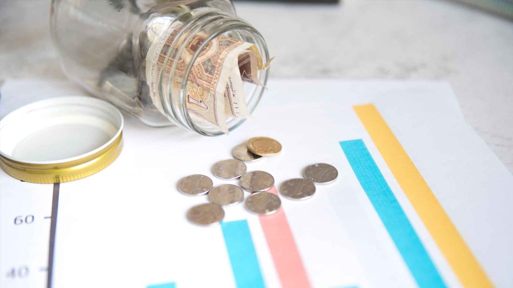 متوسط حقوق نسبتا کم